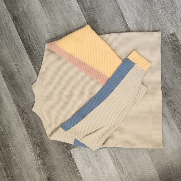 Oversize pull - Picture 2 of 2